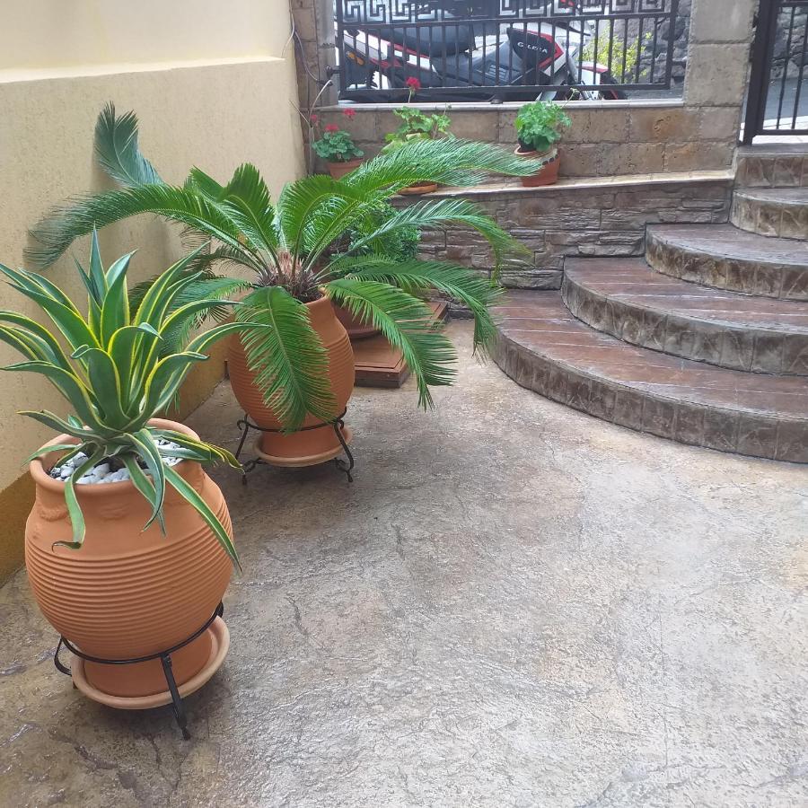 Time Out Hotel Sozopol Exterior photo